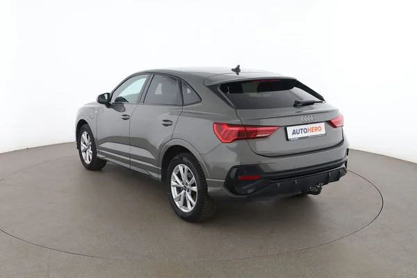 Audi Q3 (2024) — foto 10 van 16