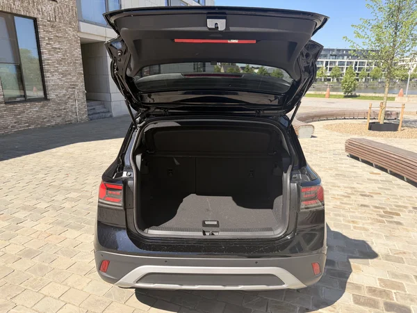 VOLKSWAGEN T-Cross (2025) — foto 18 van 19