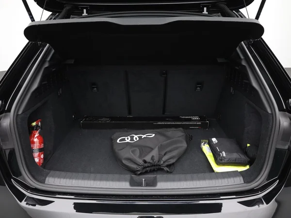 AUDI A3 Sportback (2024) — foto 2 van 20