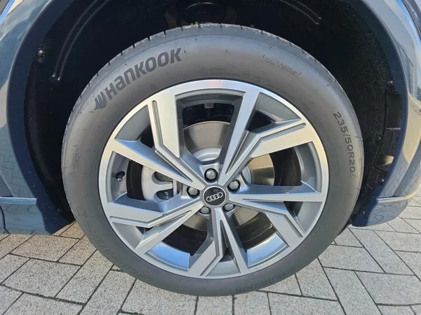 AUDI Q4 e-tron (2026) — foto 17 van 24