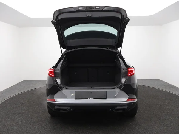 CUPRA Formentor (2023) — foto 27 van 29