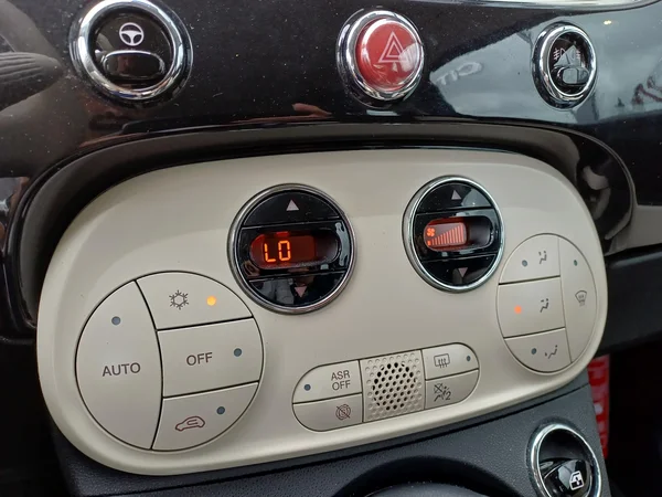 Fiat 500C (2022) — foto 3 van 18