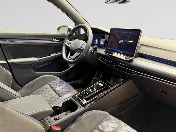 VOLKSWAGEN Golf VIII (2026) — foto 5 van 21