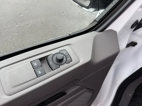 VOLKSWAGEN Transporter T7 30 Fou Lwb (2026) — foto 21 van 23