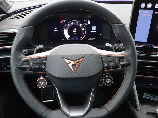 CUPRA Leon ST (2025) — foto 14 van 22