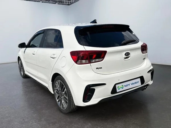 KIA Rio (2020) — foto 29 van 31