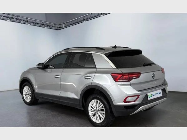 Volkswagen T-Roc (2023) — foto 24 van 27