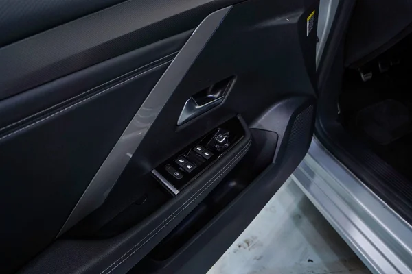 Opel Astra (2023) — foto 8 van 61