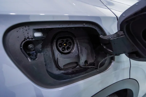 Volkswagen ID.4 (2021) — foto 3 van 56