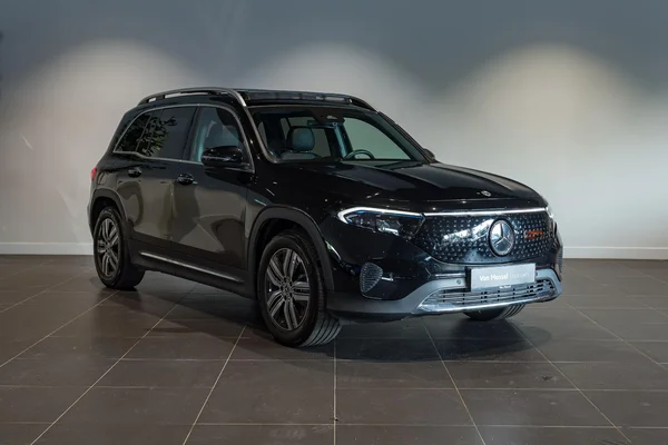 Mercedes-Benz EQB (2025) — foto 23 van 37