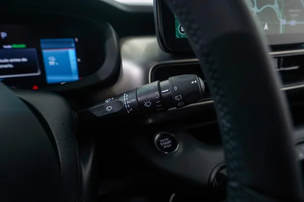 Jeep E-Avenger (2024) — foto 14 van 74