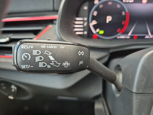 SKODA Kamiq (2024) — foto 13 van 23