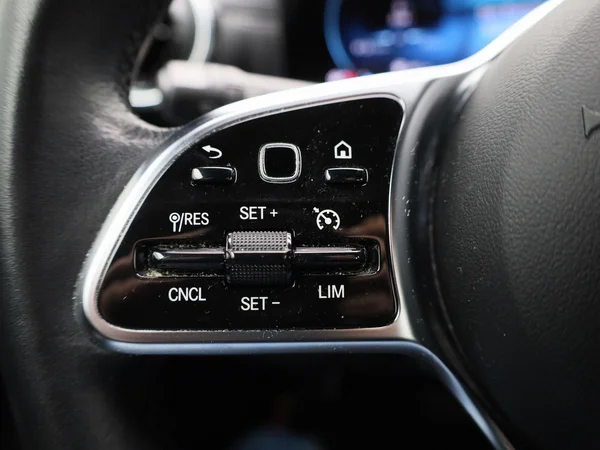 Mercedes-Benz CLA (2022) — foto 9 van 40