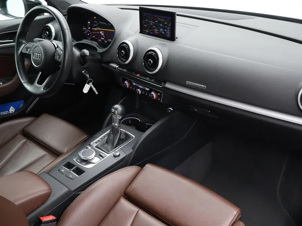 AUDI A3 Cabriolet (2020) — foto 30 van 35