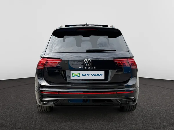 VOLKSWAGEN Tiguan (2023) — foto 6 van 23