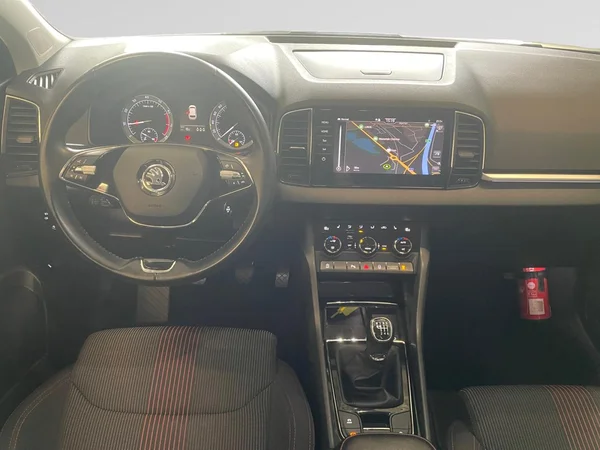 SKODA Karoq (2022) — foto 15 van 21