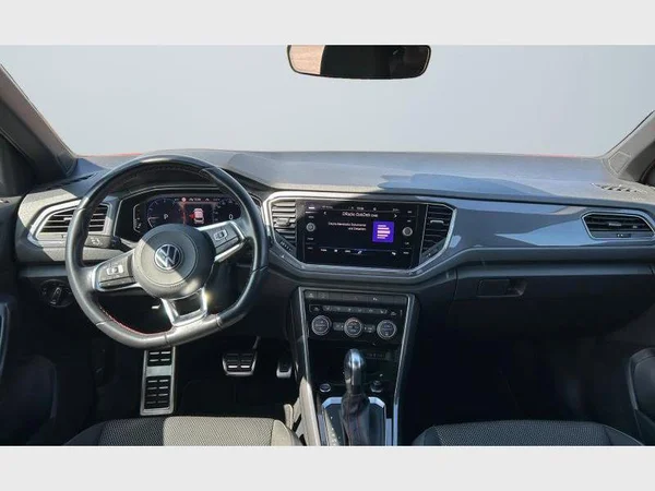 Volkswagen T-Roc (2021) — foto 4 van 29