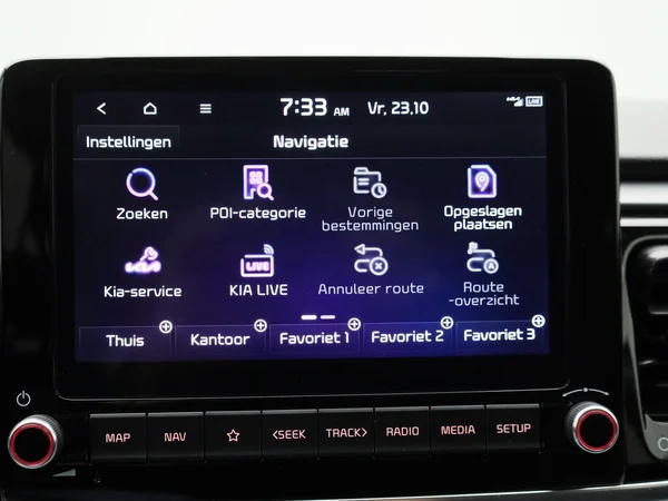 Kia Rio (2023) — foto 8 van 38