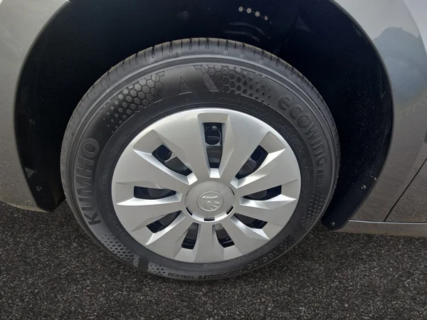 SKODA Fabia (2025) — foto 13 van 24