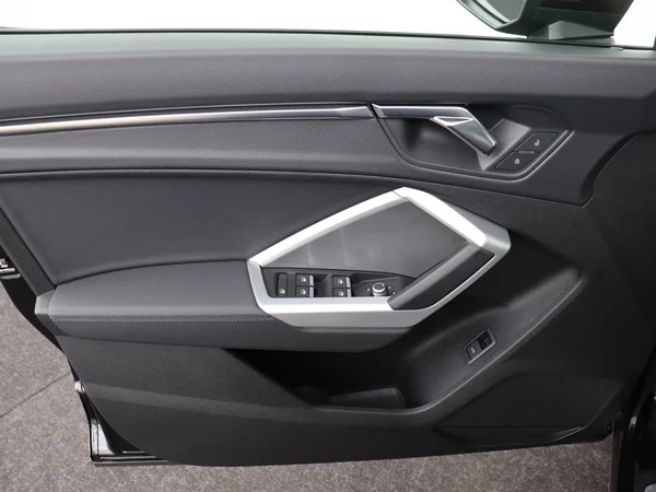 AUDI Q3 (2025) — foto 10 van 19