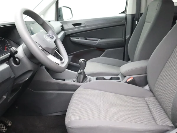 Volkswagen Caddy (2023) — foto 11 van 25