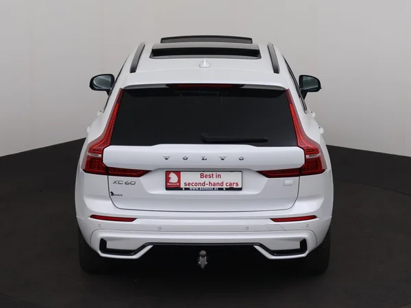 VOLVO XC60 (2024) — foto 29 van 32