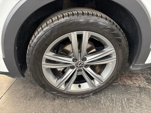 VOLKSWAGEN T-Cross (2021) — foto 17 van 24
