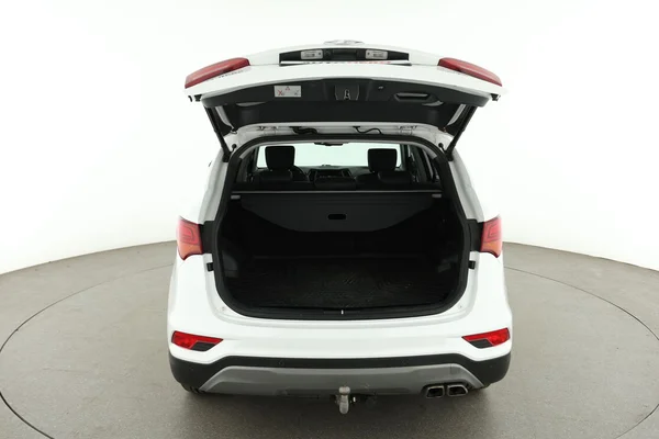 Hyundai Santa Fe (2018) — foto 7 van 16