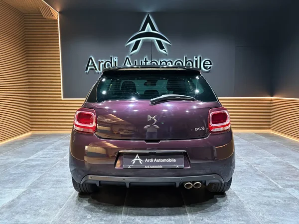 Ds Automobiles (2017) — foto 18 van 22