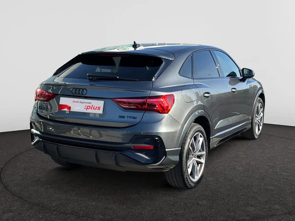 AUDI Q3 Sportback (2024) — foto 14 van 22
