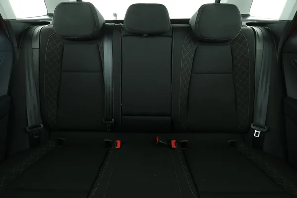 Skoda Karoq (2020) — foto 6 van 16