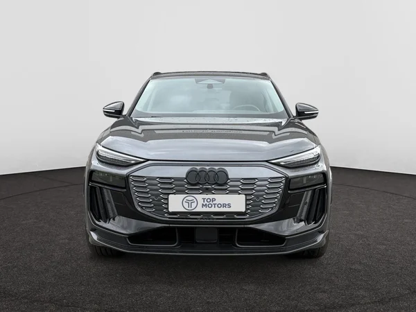 AUDI Q6 Sportback e-tron (2025) — foto 8 van 14