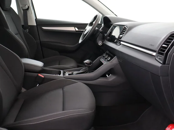 SKODA Karoq (2025) — foto 12 van 18