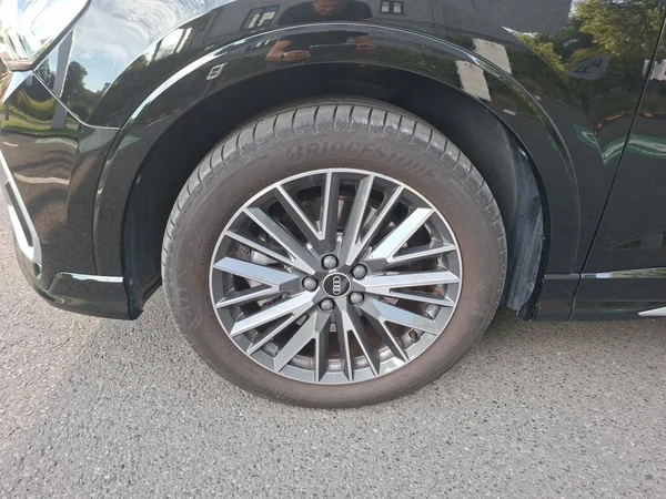 AUDI Q3 Sportback (2024) — foto 16 van 24