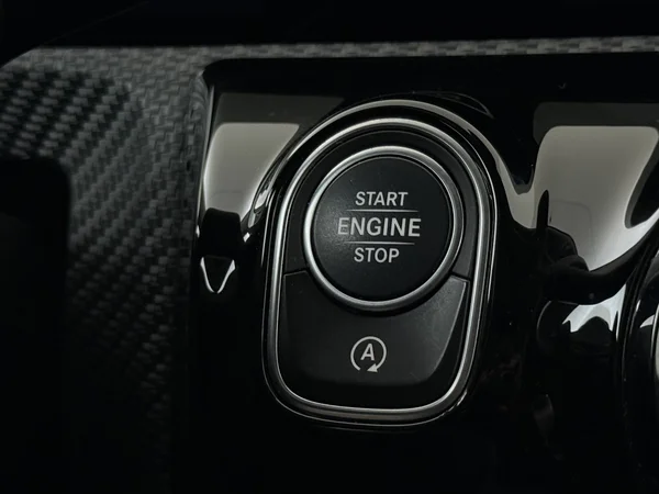 MERCEDES A 180 (2021) — foto 15 van 27