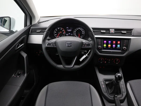 SEAT Ibiza 5P/D (2021) — foto 7 van 18