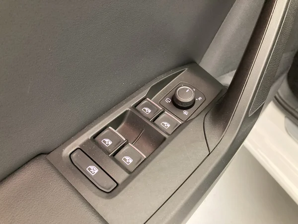 SEAT Leon ST (2024) — foto 11 van 36