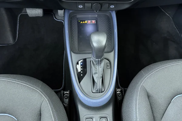 Toyota Aygo X Hybrid (HEV) (2026) — foto 4 van 13