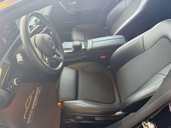 Mercedes-Benz CLA (2023) — foto 21 van 21