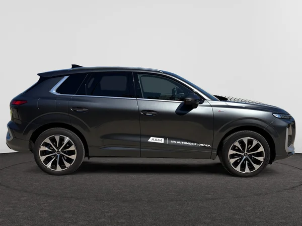 AUDI Q3 SUV (2025) — foto 12 van 16