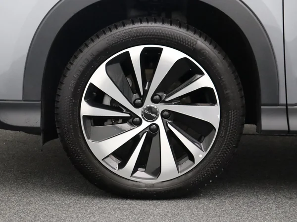 BYD SEAL U (2025) — foto 12 van 33