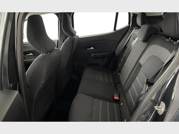 Dacia Sandero Stepway (2023) — foto 6 van 28