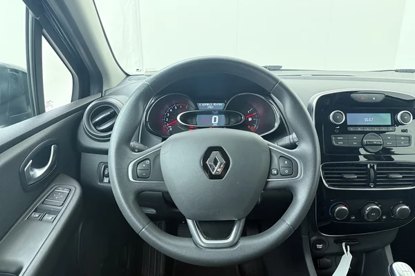 Renault Clio IV SW Phase II (2020) — foto 2 van 23