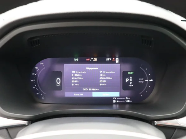 Volvo XC60 (2022) — foto 4 van 30
