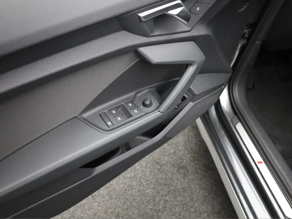 AUDI A3 Sportback Dsl (2023) — foto 6 van 21
