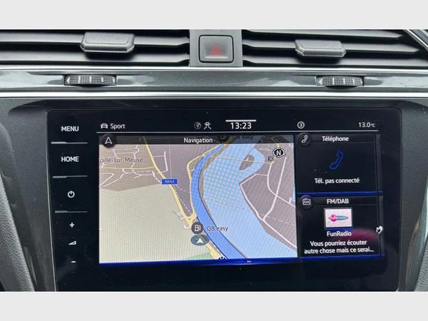 Volkswagen TIGUAN (2022) — foto 9 van 37