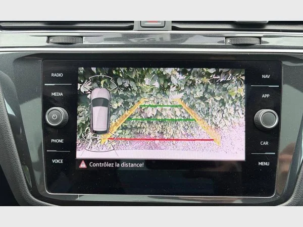 Volkswagen Tiguan (2021) — foto 14 van 27