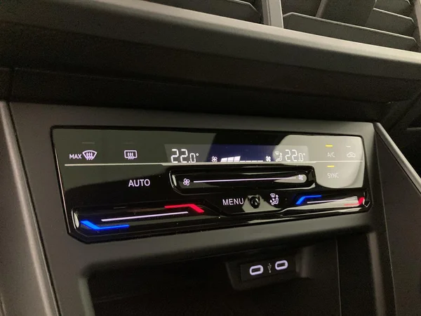 VOLKSWAGEN Taigo (2025) — foto 21 van 36