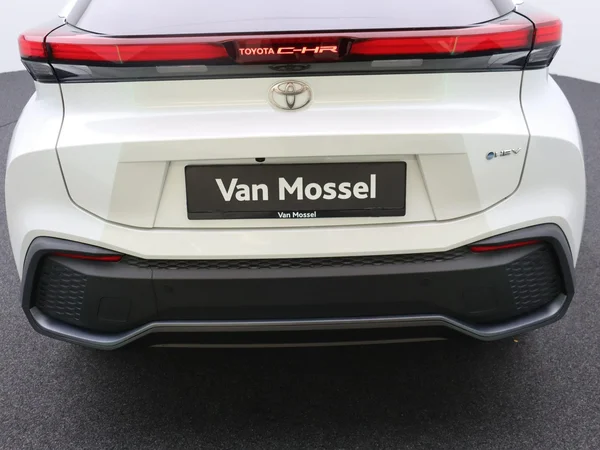 Toyota C-HR (2025) — foto 11 van 26