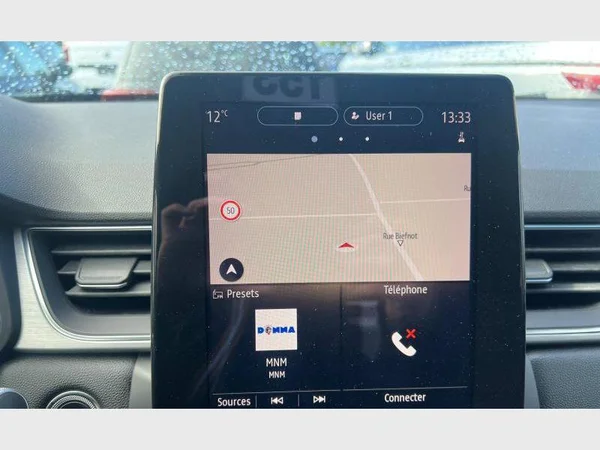 Renault CAPTUR (2020) — foto 17 van 32